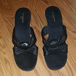 Liz Claiborne Flex leather sandals Sz. 9 NWOT